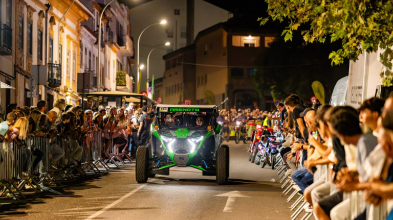 Polaris dominē 2026. gada Baja Portalegre 500 rallijā, izcīnot godalgotas vietas kopvērtējumā un uzvaras divās kategorijās.